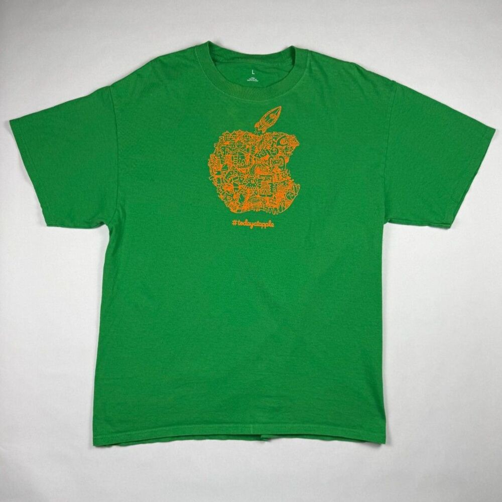 Apple Store Today at Apple Camp Crewneck Tee Green Large Short Sleeve Cotton